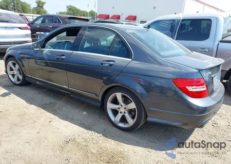 2014 Mercedes-Benz C 350 Sport из США, поврежденный, VIN WDDGF5HB6EA896375